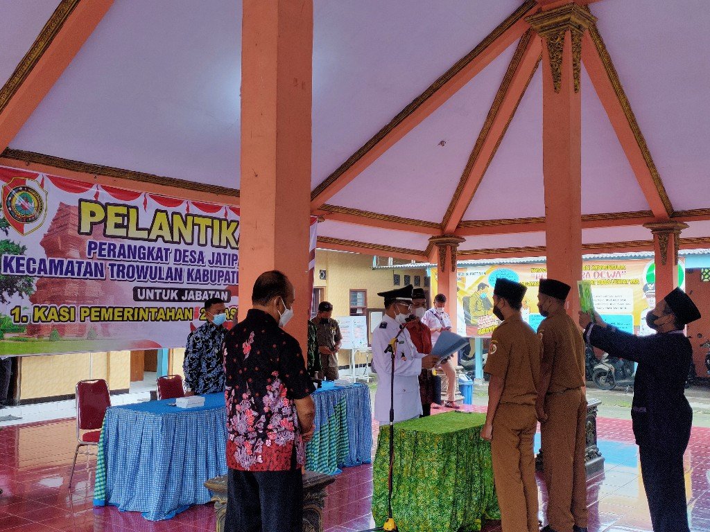 Pemdes Jatipasar Gelar Pelantikan Kasi Pemerintahan dan Kasi Pelayanan