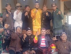 Desa Rangkah Kidul Peduli Dalam Menjaga Kerukunan Umat Beragama Dengan Tema Kampung Pancasila