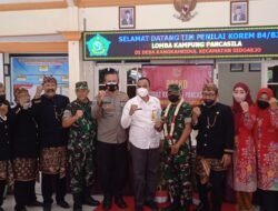 Desa Rangkah Kidul Peduli Dalam Menjaga Kerukunan Umat Beragama Dengan Tema Kampung Pancasila