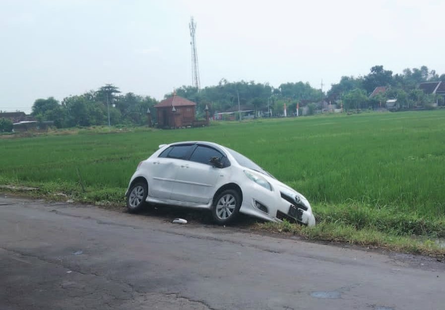 Konvoi Kelulusan SMA di Mojokerto, Pria ini jadi Korban Pengeroyokan dan Mobilnya Dirusak