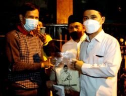 Kunjungi Korban Kebakaran Dinoyo, Gus Barra Beri Bantuan Beras dan Uang 