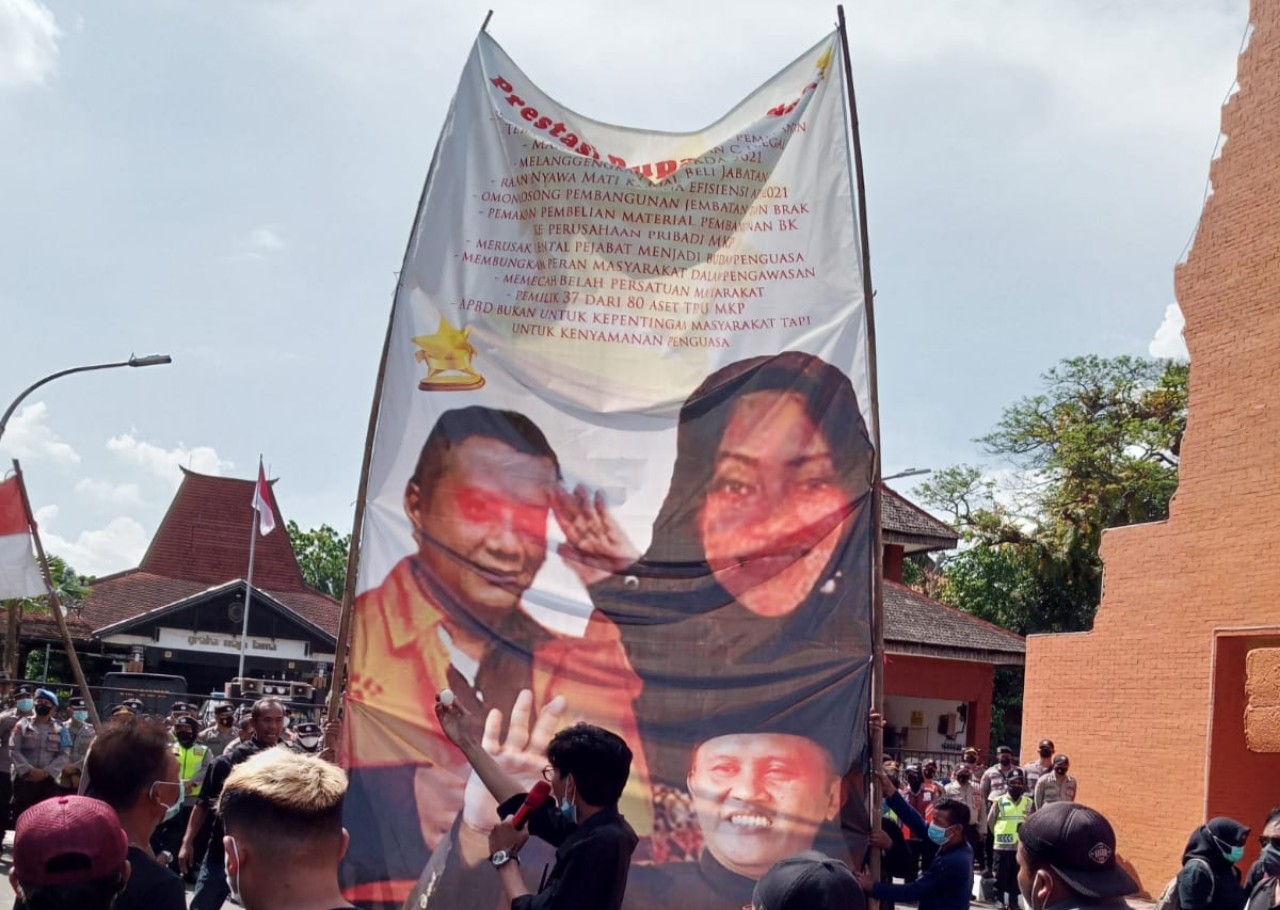 Harimau Mojokerto Nusantara Kritisi Kepemimpinan Bupati Ikfina