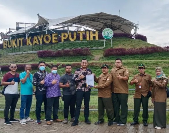 Wisata Bukit Kayoe Putih Di Kawasan Hutan Mojokerto Diaudit Untuk Sertifikasi CHSE