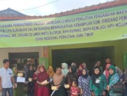 Perhutani Bersama Penshutindo Berikan Pembinaan LMDH Tentang Pengolahan Jagung di Mojokerto