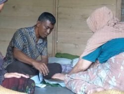 Nek Rohani, Warga Desa Gampong Buket Kuta Aceh Timur Butuh Bantuan Kursi Roda