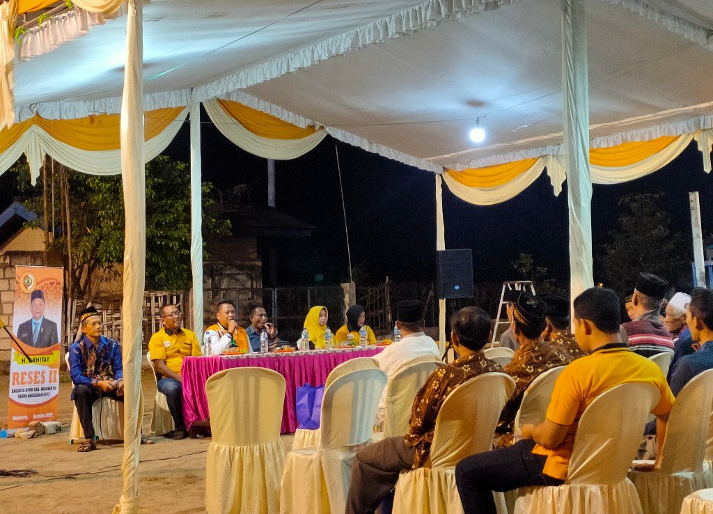 DPRD Kabupaten Mojokerto H. Akhiyat Minta Kades Bersinergi agar Mendapatkan Pokir