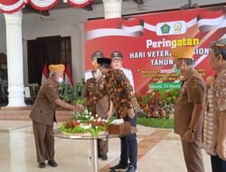 Peringatan Hari Veteran Nasional,DPC LVRI Sidoarjo Tabur Bunga Di TMP Dan Tasyukuran