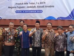 Bupati Sidoarjo Gus Muhdlor Lepas Ekspor hasil olahan UMKM ke Mancanegara