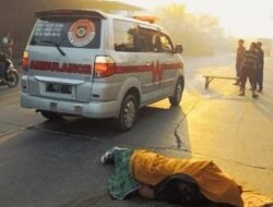 Pengendara Motor di Mojokerto Tewas Tertabrak Truk, Sopir Truk Masih Buron