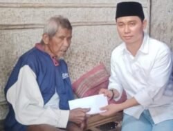 Rumah Warganya Roboh, Kades Baureno Apresiasi Gus Barra dan Abah Sholeh yang Telah Berikan Bantuan Pribadi