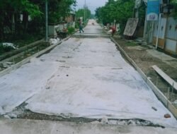 Meski Anggaran Belum Cair, Kades Baureno Tetap Bisa Bangun Jalan Cor