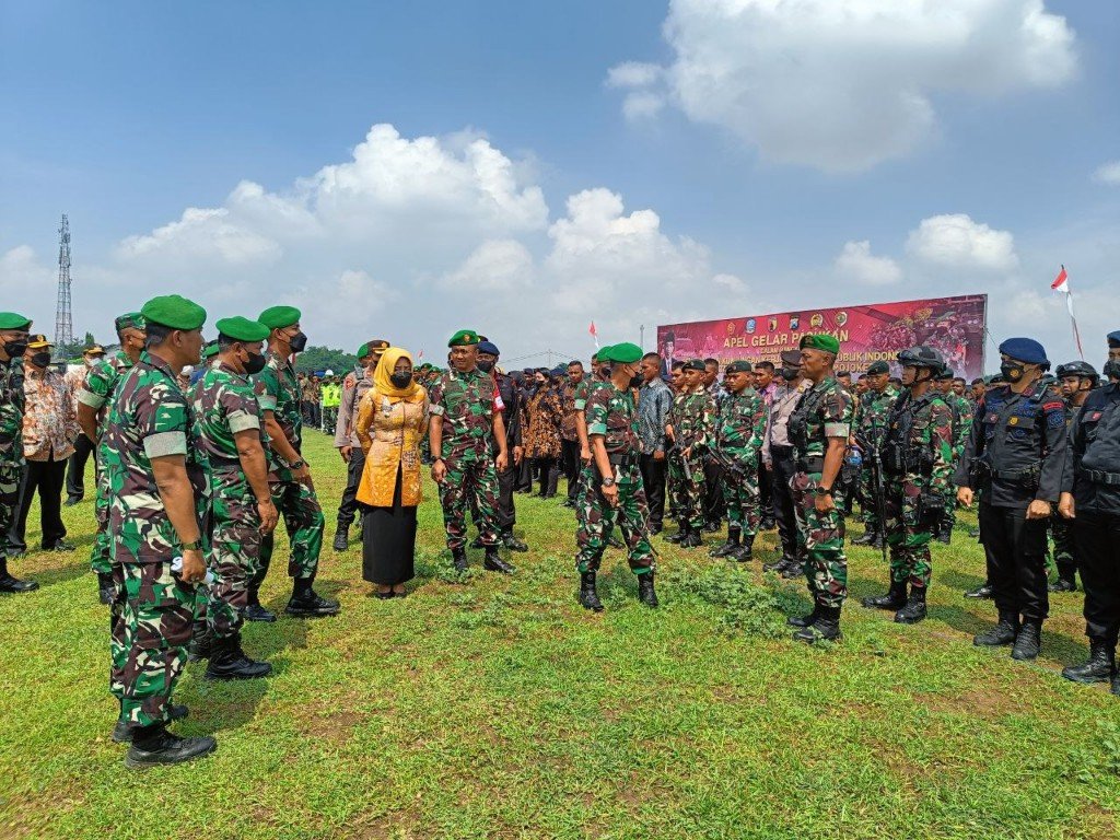 Danrem 082/CPYJ Pimpin Apel Kesiapan Pengamanan Kunker RI 1