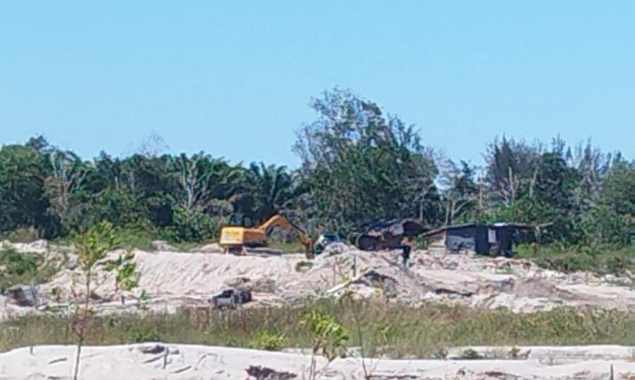 Tambang Pasir Tanjung Ratu Desa Rebo Kecamatan Sungailiat Mulai Kembali Beraktivitas