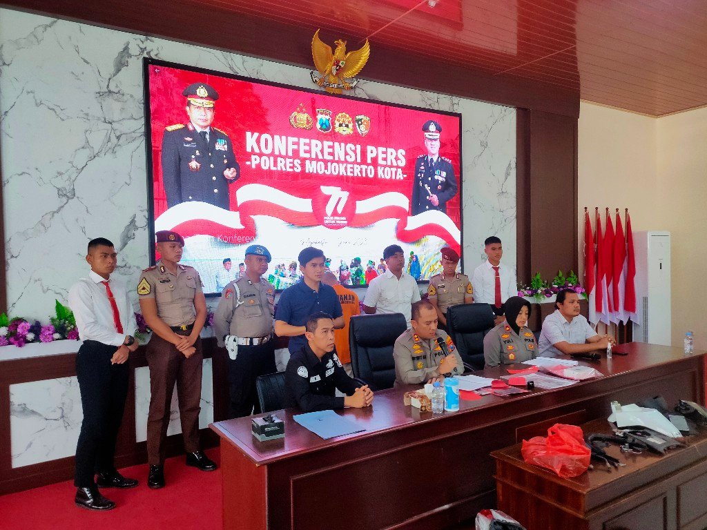 Setelah Dibunuh, Mayat Siswi SMPN 1 Kemlagi Mojokerto Disetubuhi dan Dibuang di Sungai Mojoranu