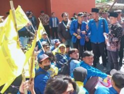 Wabup Mojokerto Gus Barra Gentleman, Berani Temui Pendemo PKL Modongan