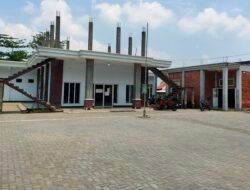 Pemdes Tambakagung Dapat Pokir dari Setia Pudji Lestari, Pitung Hariyono dan Evi Kusumawati