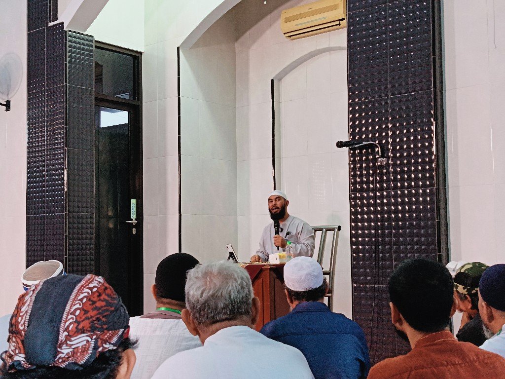 Al Ustadz Rifky Ja'far Thalib Jelaskan Cara Menyikapi Masalah dalam Rumah Tangga