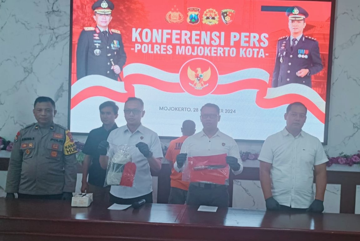 Dibakar Api Cemburu, Residivis di Mojokerto Bacok Tetangganya Sendiri