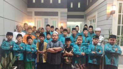 Diguyur Hujan, Grup Sholawat Al-Haddad Djawa Dwipa Tetap Semangat Bersholawat