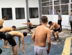 Ka. KPR Robi Sugara Pimpin Olahraga Bersama Sebagai Sarana Pembinaan Tahanan Dan WBP