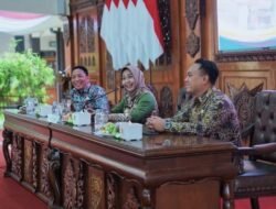 Kepala DPUPR Perkim Kota Mojokerto Dampingi Ning Ita Sosialisasi Calon Penerima BRS