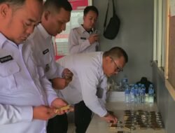 Ka.KPR Rutan Kelas I Bandar Lampung Lakukan Manuver Cegah Ganguan Kamtib, Dengan Merolling Gembok Kamar Hunian Secara Acak