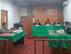 Sidang Pembuktian, Suyitno Buktikan Tidak Ada Prasasti, Pemdes Temon Buktikan Ada Prasasti