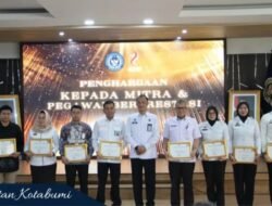 Pegawai Rutan Kotabumi Terima Piagam Penghargaan Atas Prestasi Gagalkan Upaya Pelarian Narapidana