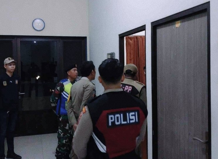 Lima Pasangan Mesum Diamankan Satpol PP Kota Mojokerto