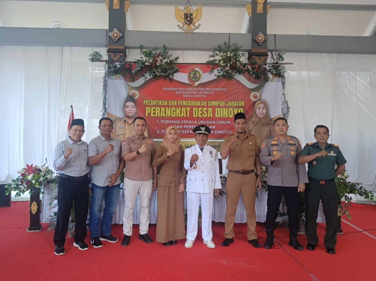 Kades Dinoyo Lantik 2 Perangkat Desa, Tekankan Cepat Beradaptasi