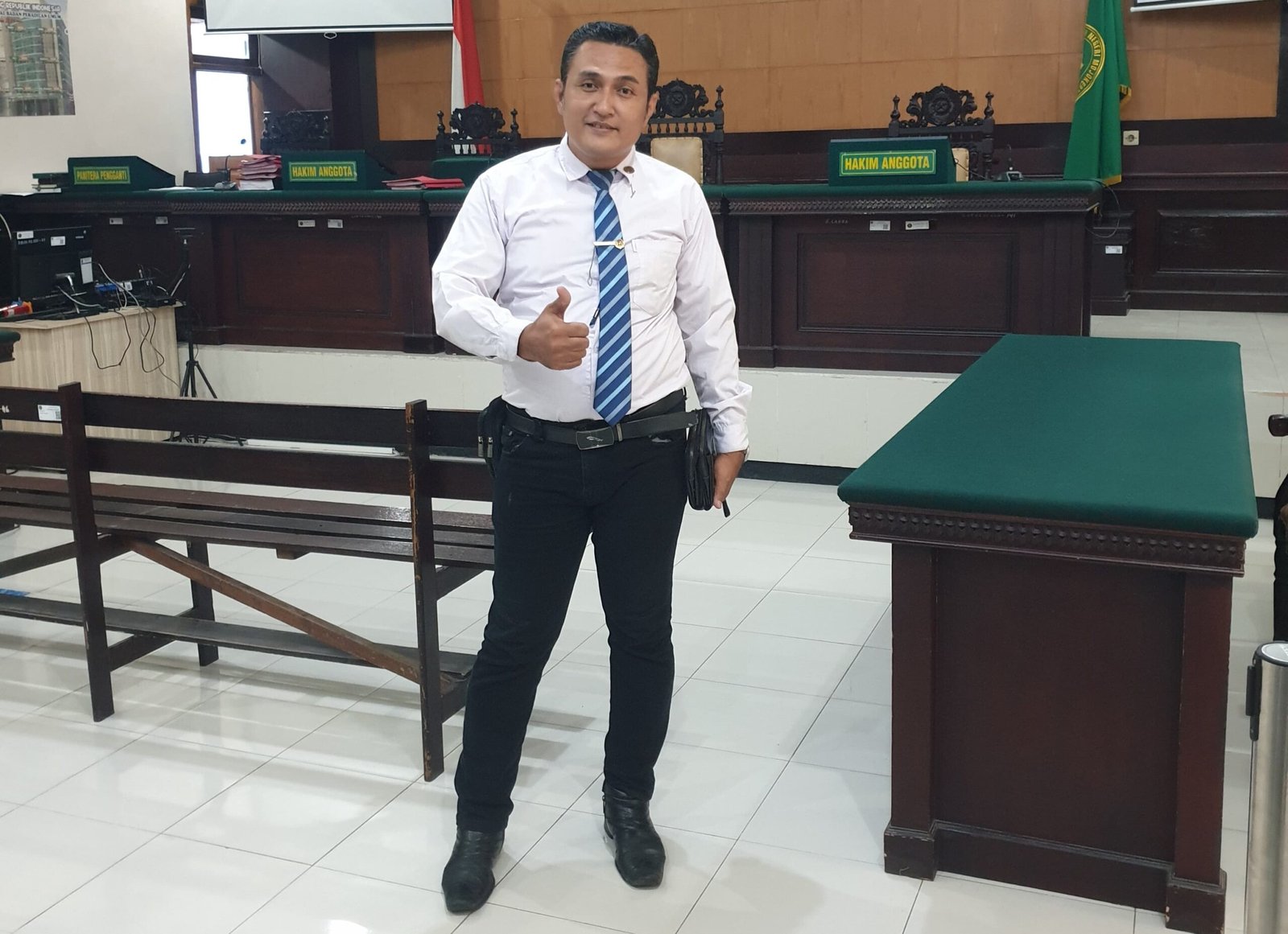 Advokat Terpecah Belah, Dr. Moch Gati: Bukan Single Bar, Tapi Butuh Satu Otoritas!