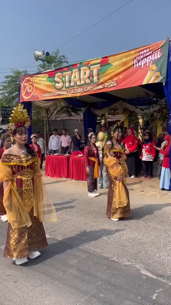 Kades Karangdiyeng Mohon Doa, Stafsus Menteri Desa Apresiasi Karangdiyeng Culture Carnival 2026