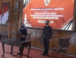 Ning Ita Lantik 13 Pejabat Struktural Baru