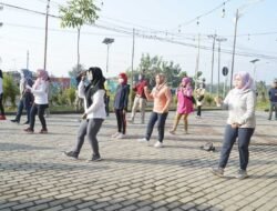 Jaga Daya Tahan Tubuh di Bulan Puasa, Ning Ita Lakukan Hal ini