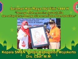 Kepala SMKN 1 Jetis Kabupaten Mojokerto Mengucapkan Selamat Hari Raya Idul Fitri 1444 H