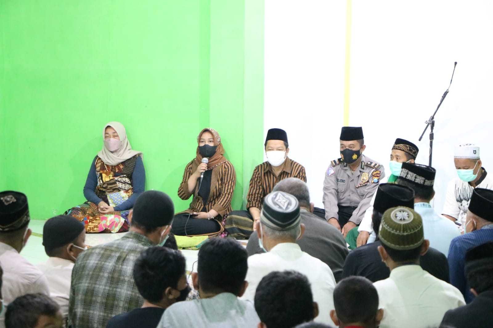 Ning Ita Safari Ramadhan Sholat Subuh di Musala As Salam