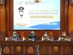 Ning Ita Sosialisasikan Orientasi Penjamah Tempat Pengelolaan Makanan