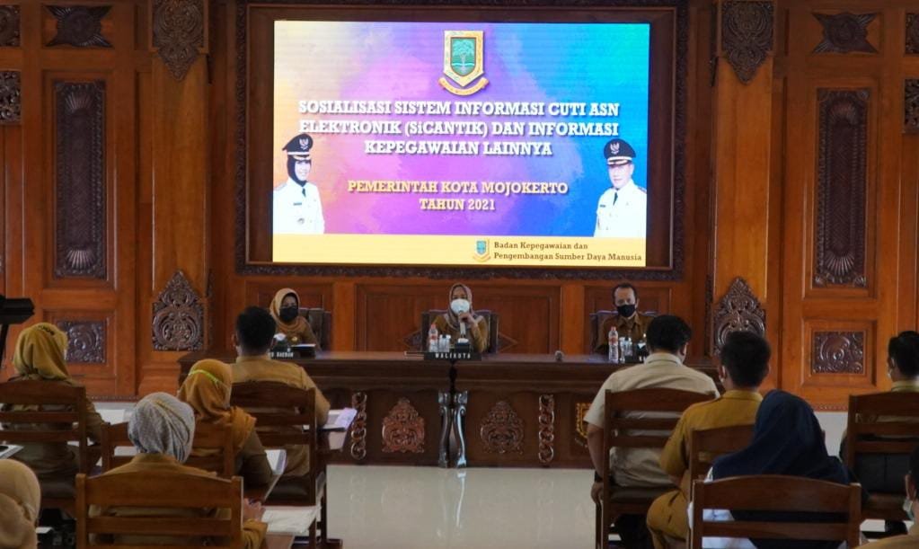 Ning Ita Sosialisasikan Aplikasi Si Cantik, Apa itu?