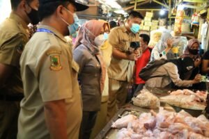 Jelang Ramadhan 1442 H, Ning Ita Sidak Pasar Tanjung