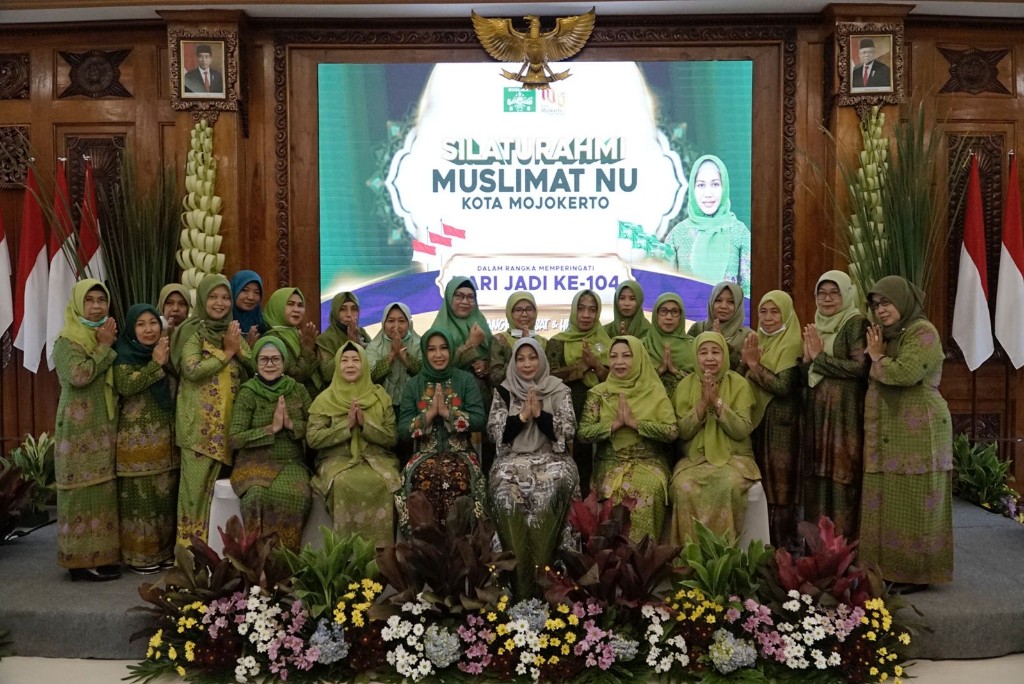 Ning Ita Istigasah Bersama Muslimat NU Kota Mojokerto