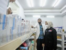 Banyak Kasus Gagal Ginjal Anak, Ning Ita Sidak Apotek