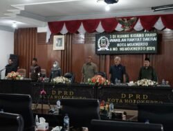 Ning Ita Tanggapi Pandangan Umum Fraksi Terhadap Raperda APBD 2023