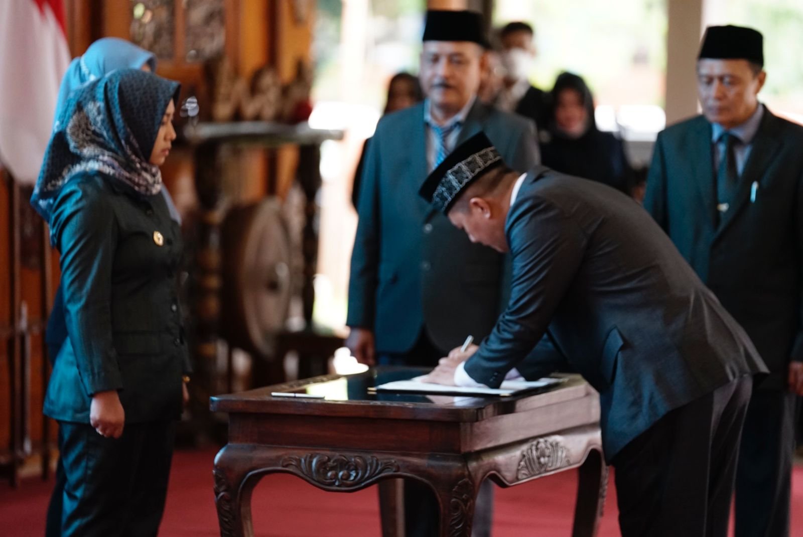 Ning Ita Lantik 63 Pejabat, 5 Diantaranya Pejabat Tinggi Pratama