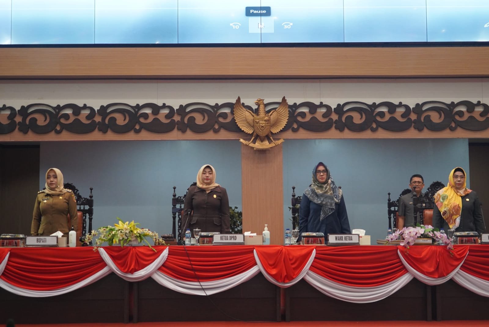 Gelar Rapat Paripurna, Bupati Mojokerto Sampaikan Nota Penjelasan LKPJ 2022