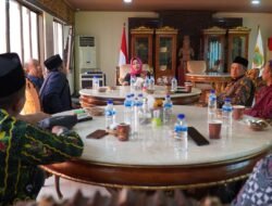 Silaturahmi Bersama Pengurus IKA PMII Mojokerto, Wali Kota Tekankan Pentingnya Kaderisasi