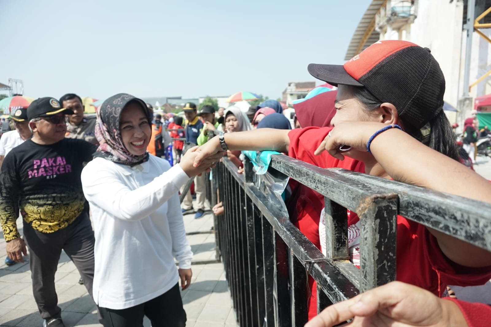 Peringatan May Day 2023, Pemkot Mojokerto Gelar Jalan Sehat Diikuti Ribuan Pekerja