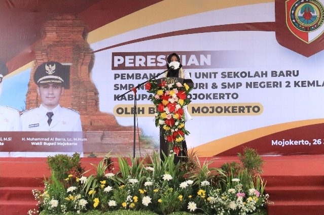 Bupati Mojokerto Resmikan SMPN 2 Kemlagi dan SMPN 2 Puri