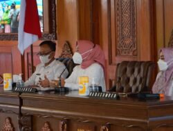 Ning Ita Evaluasi Program Inkubasi Wirausaha