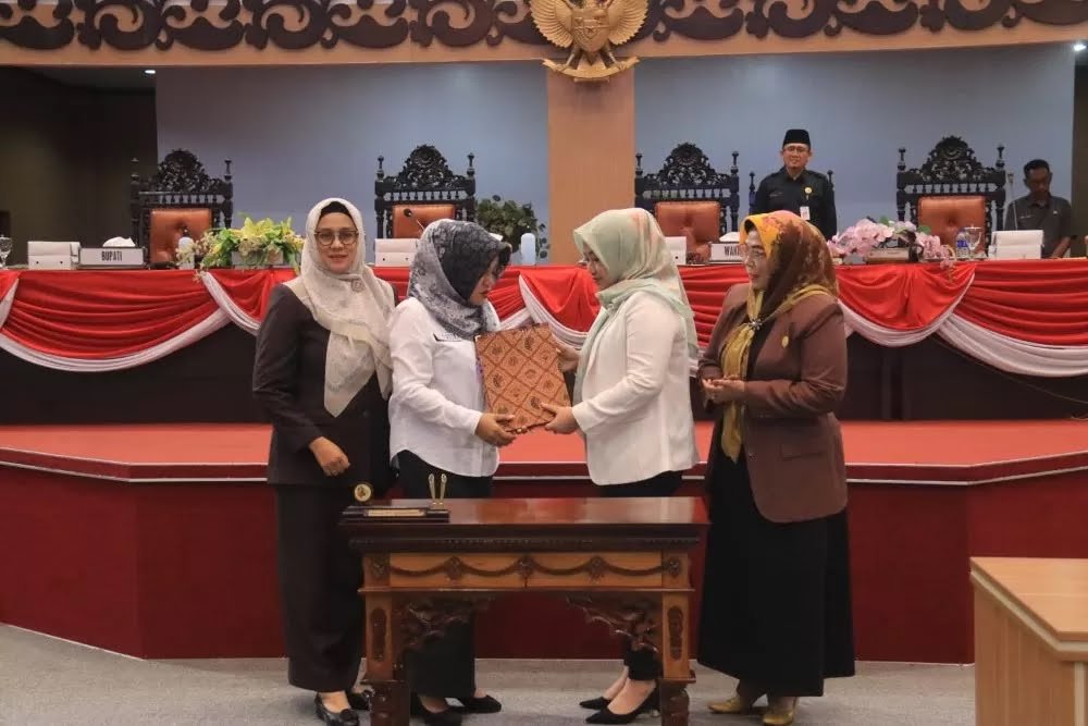 Semua Fraksi DPRD Kabupaten Mojokerto Setujui Penetapan Raperda P-APBD Tahun 2024