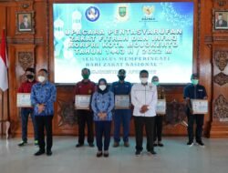 Ning Ita Ajak Warganya Bayar Zakat